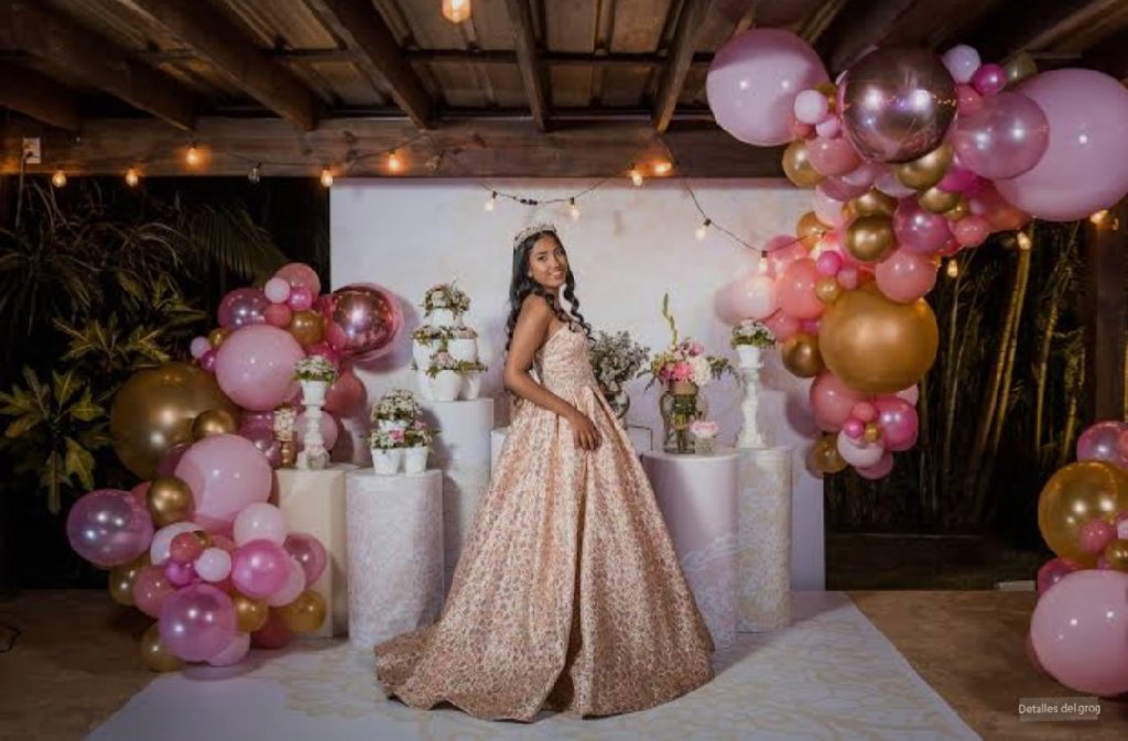 PAQUETE MIS QUINCE