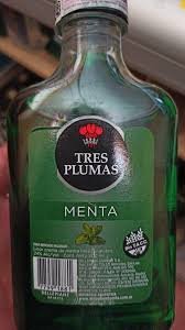 Tres Plumas