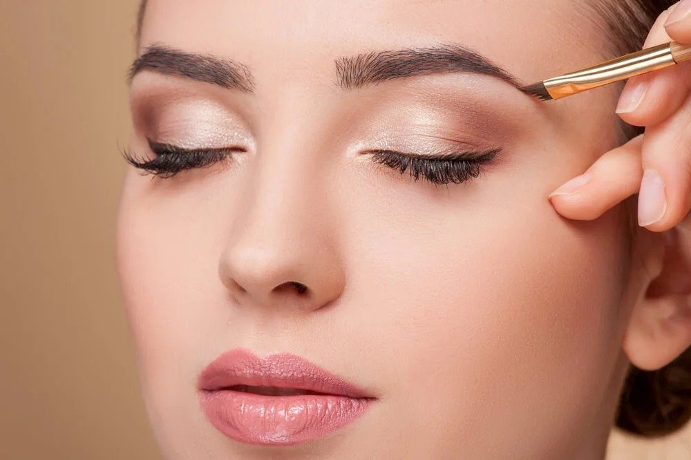 Perfilado de cejas